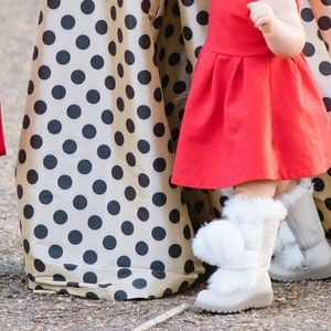 NEW Size 5 fur boots
